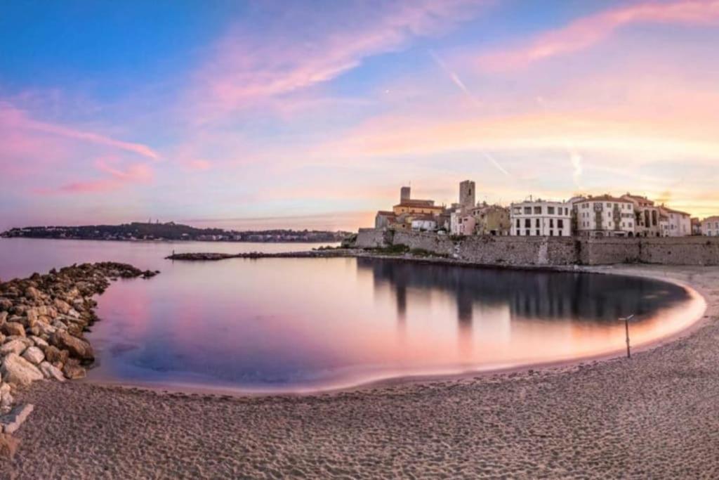 Ravissant Studio Au Coeur Du Vieil Antibes Luaran gambar